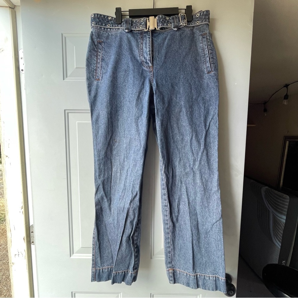 High-waisted, blue denim jeans with Adjustable metal belt #y2kfashion #momjeans - Picture 2 of 7